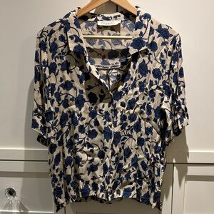 2 Floral Print Women's Blouses
